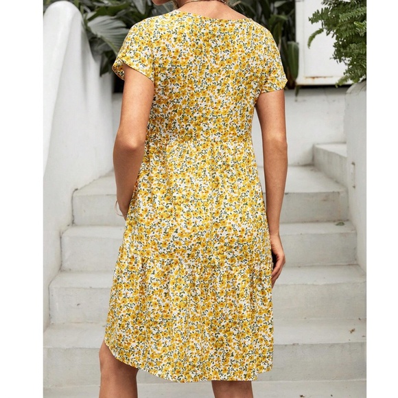 Maternity Floral Print Short Sleeve Mini Dress - Picture 4 of 4